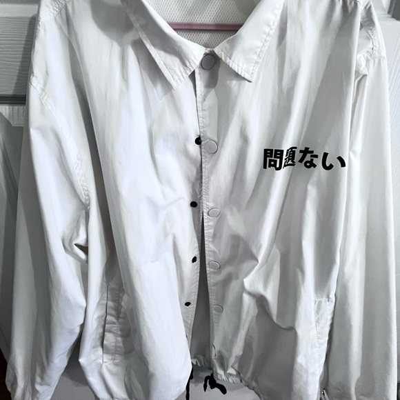 Unisex White Japanese Character Windbreaker - Picture 3 of 5